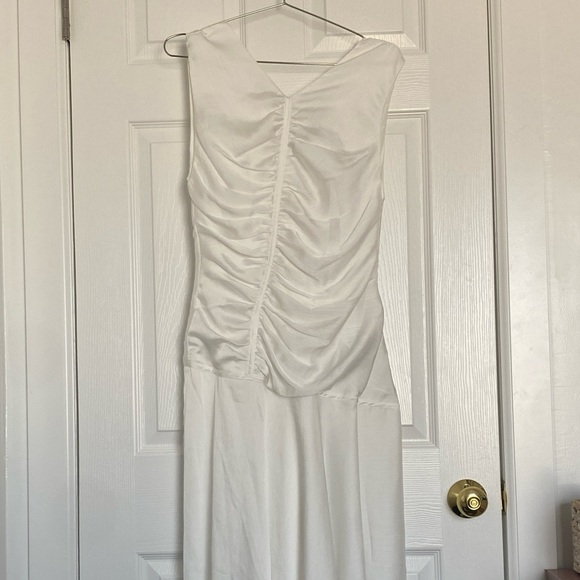 BCBGMaxAzria NWT Ruched Drop Waist Midi Dress - Picture 6 of 12